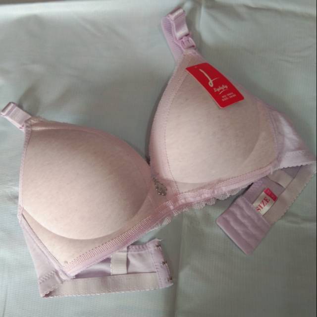 Bh menyusui Lydyly 8803