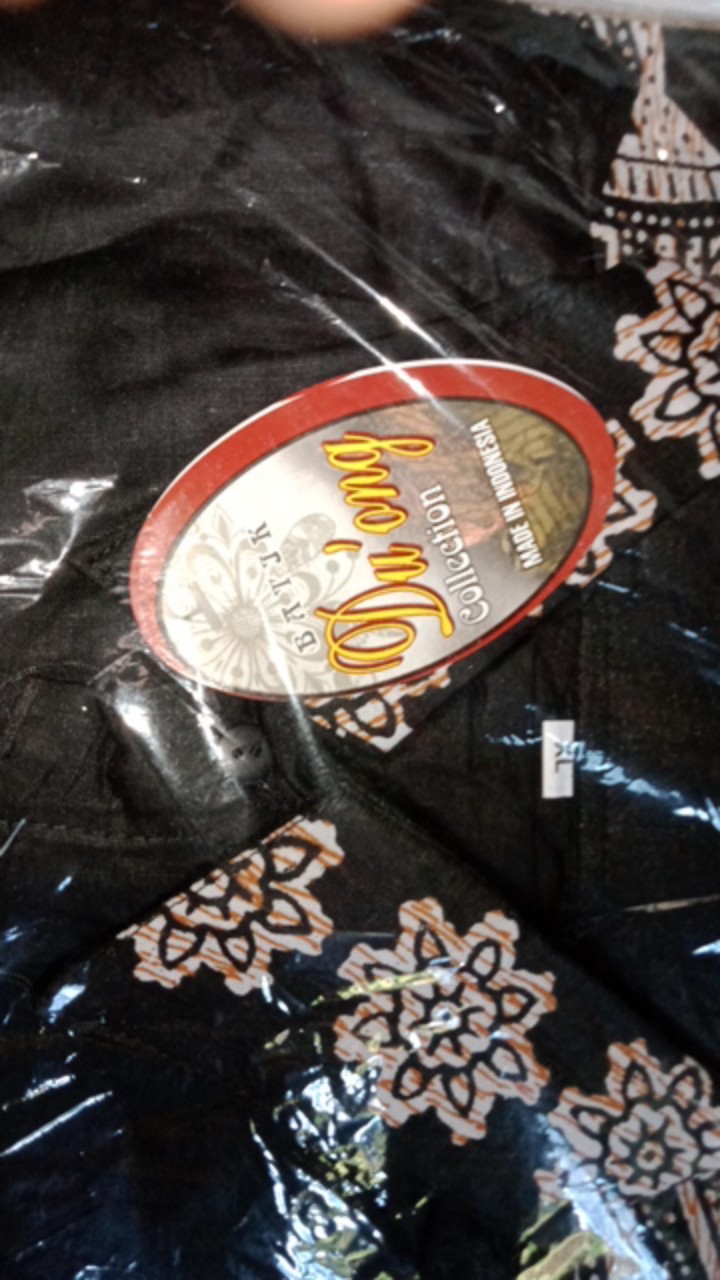 Kemeja Batik Pria Lengan Pendek Motif Hitam Putih Cream Manisarjuna Memanah