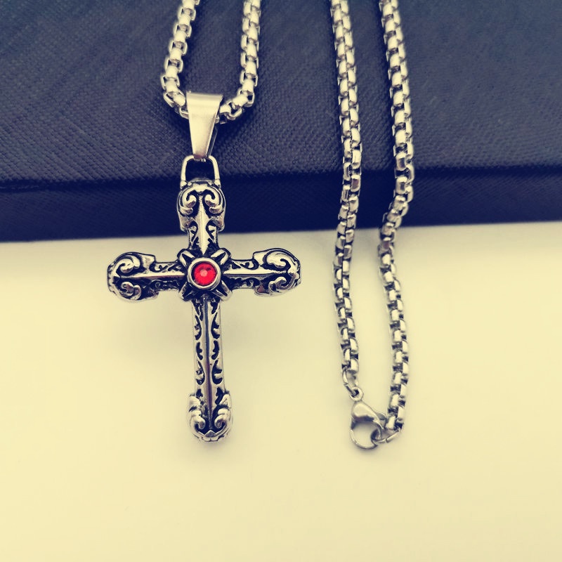 New Dark Knight Personality Fashion Cross Pendant Necklace Retro Old Pendant Necklace