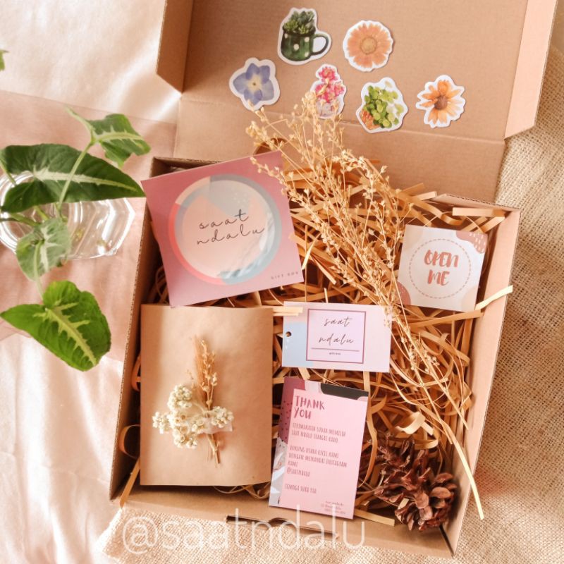 

BOX ONLY | Kotak Kado dan Aksesoris Rustic | Gift Box Kosong | Jual aksesoris kado