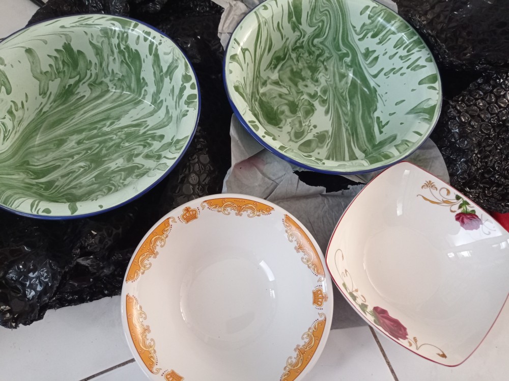 Mangkuk Keramik Mahkota 7inch ( 1 Pcs )