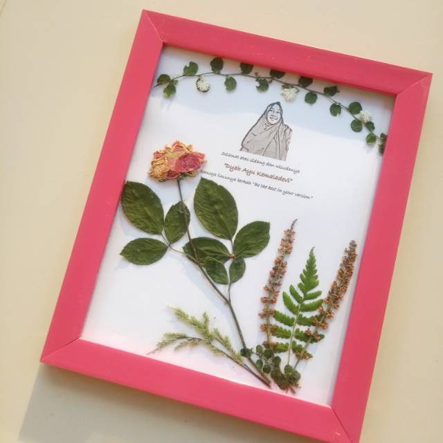 

Herbarium kering untuk kado