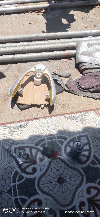 Fine Silver 7590 Dasaran Silver -- Sapporo Spray Paint Cat Semprot Aerosol