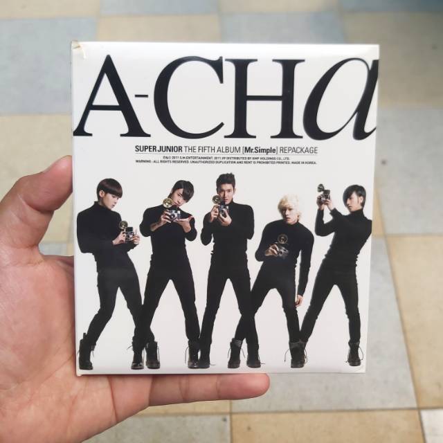 SUPER JUNIOR ACHA (PRELOVED)