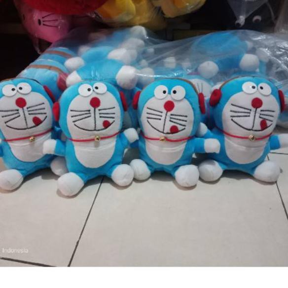 

BIG SALE !!!!! Doraemon walkman 25cm :D
