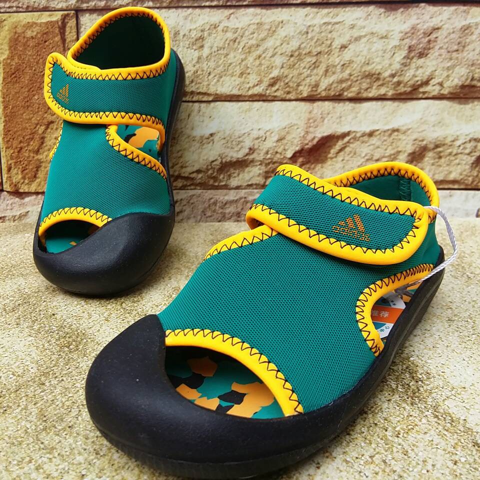 adidas sandal fun