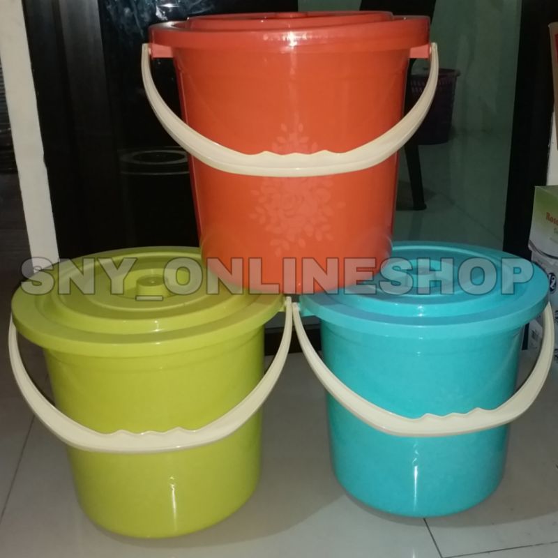 Ember Tutup / Ember Tutup Gagang / Ember Tutup Plastik 6 Galon