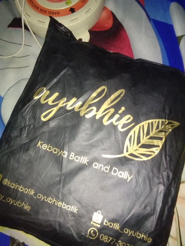 Batik Kebaya Halus Pekalongan Mix Brokat Rangrang Renda Ori