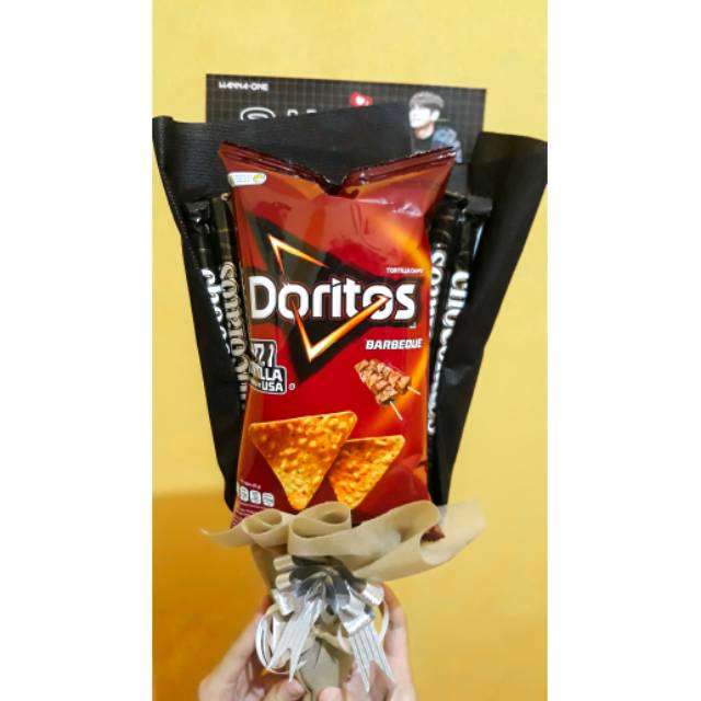 

SNACK BOUQUET/SNACK BUKET ( HADIAH WISUDA)