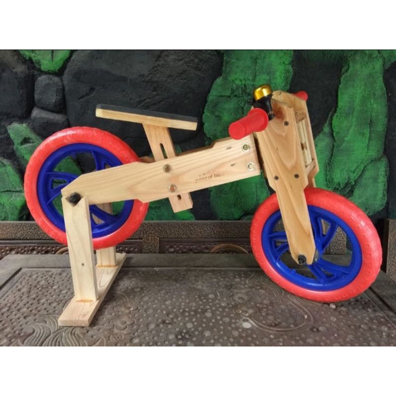 Standar Sepeda Anak Kayu