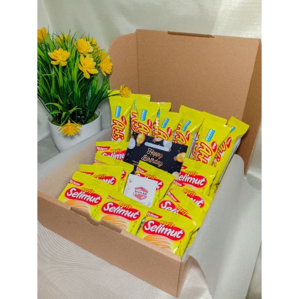 

Hampers Snack Box/ Keju/ Gift Box Ulang Tahun