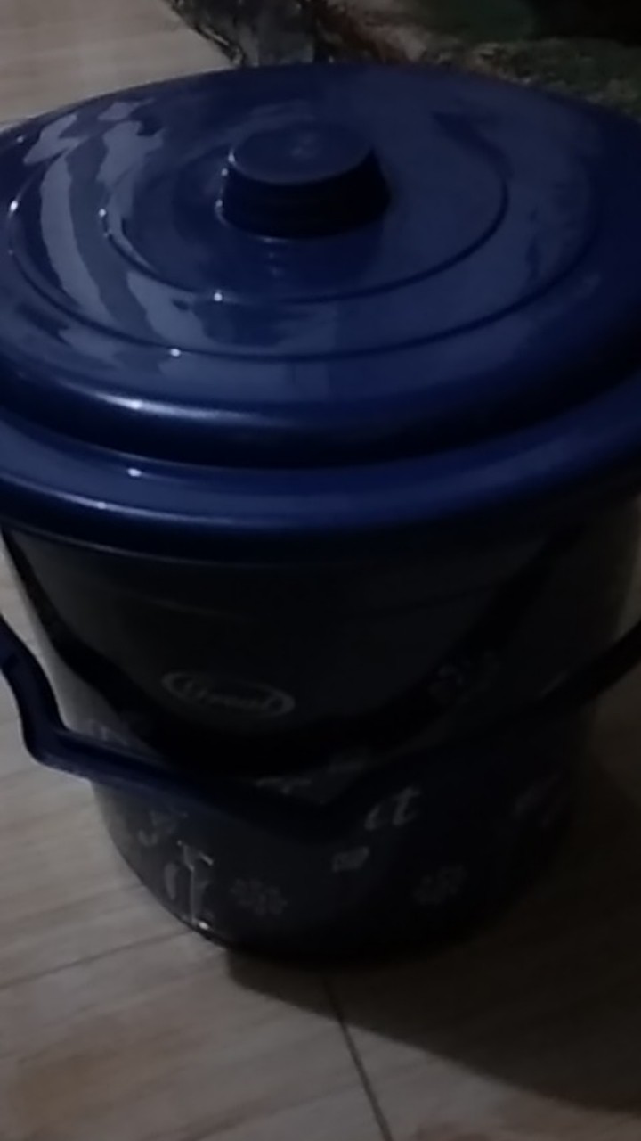 Ember Air - Ember Plastik Excellent Ukuran 3, 4 Dan 6 Galon Dengan Tutup
