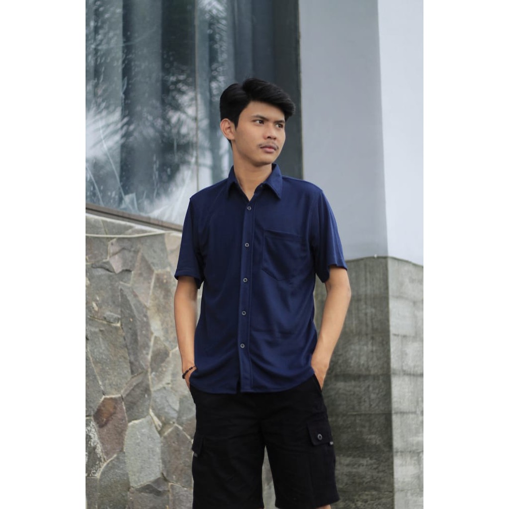 Kemeja Kasual Pique SS - NAVY | Kemeja Pria Lengan Pendek Katun Pique