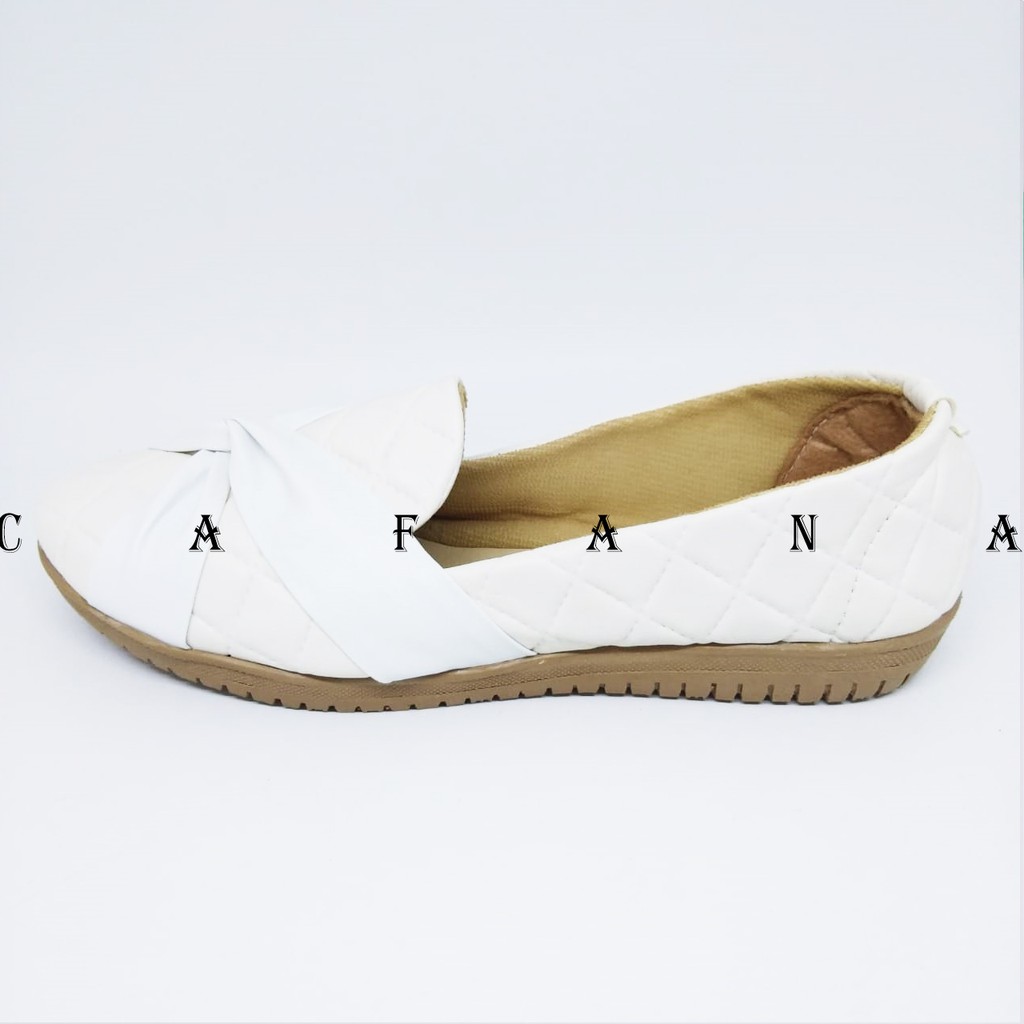 Flatshoes Wanita Zivana SDB109