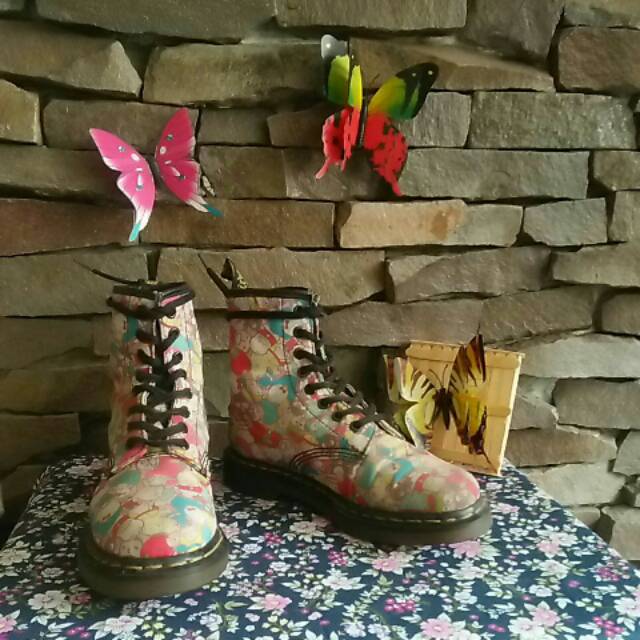 Dr.martens second/docmart/1460/sepatuboots/boots second