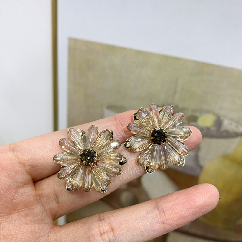 Anting 925 silver needle Desain Bunga Kristal champagne Abu-Abu anti Alergi Untuk Anak Perempuan