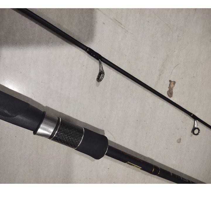 joran pancing tornado twist II solid carbon ring fuji