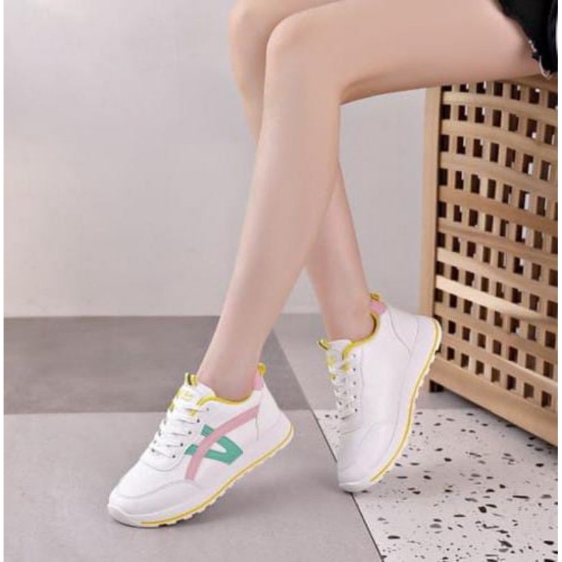 SEPATU SNEAKERS WANITA IMPRT KOREA TERBARU  CR 54