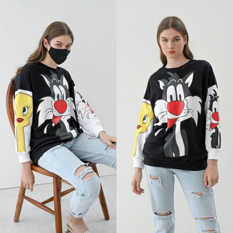 LOONEY TWEETY BLACK SWEATER FREE MASKER