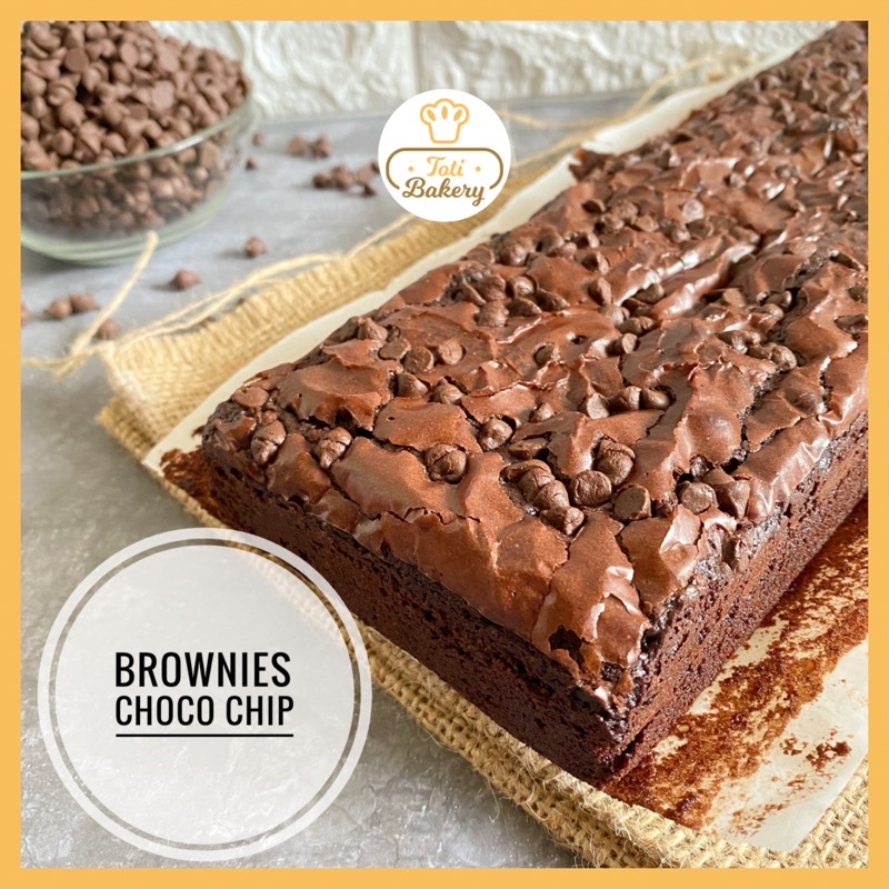 

Brownies Choco Chip Toti Bakery - Brownies Panggang - Brownies Cokelat - Brownies Choco Chip