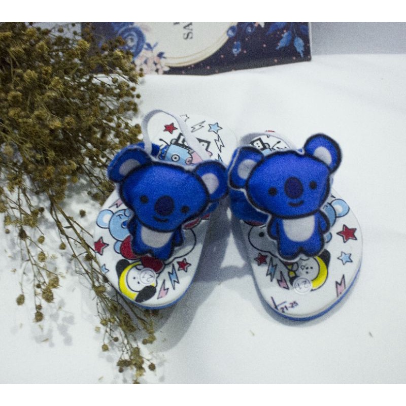 sandal baby kids motif BT21 Boneka Lucu Promo New