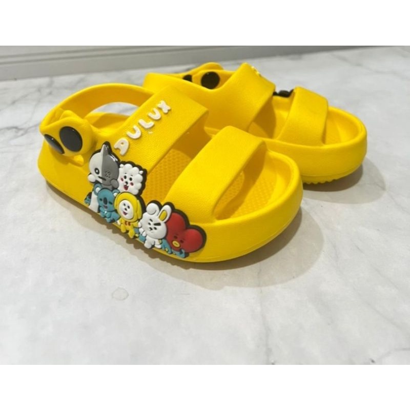 Sandal Anak Motif BTS Duluxe