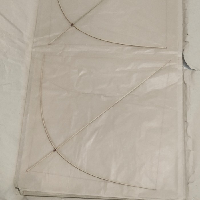 

Kertas Layangan 18gram
