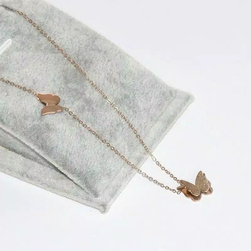 FF Kalung Rantai Dengan Liontin Kupu-Kupu Bahan Stainless Steel Warna Rose Gold Untuk Wanita