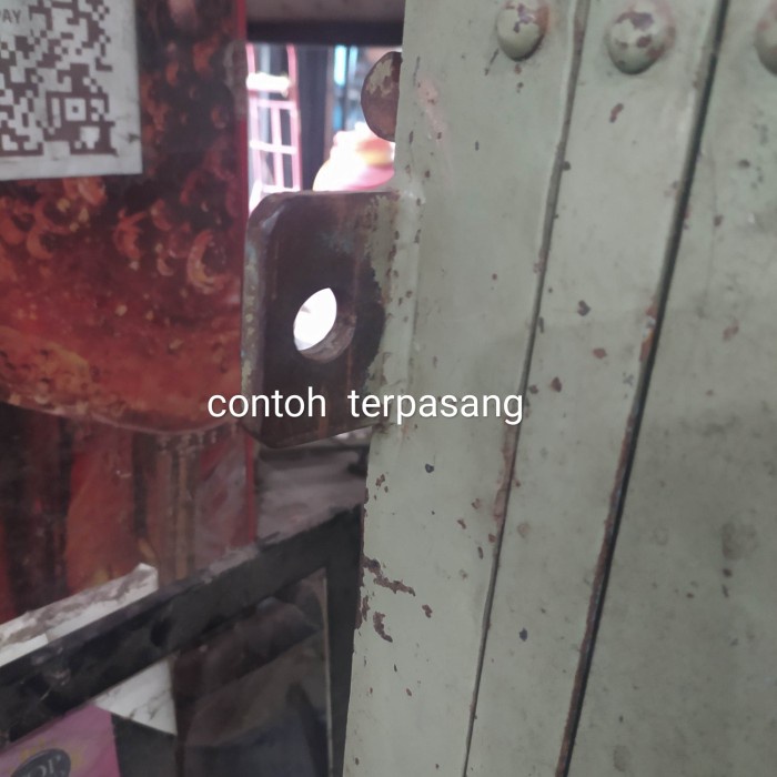 KUPING KOTAK LUBANG U PINTU LIPAT DORONG BESI GARASI TEMPAT GEMBOK