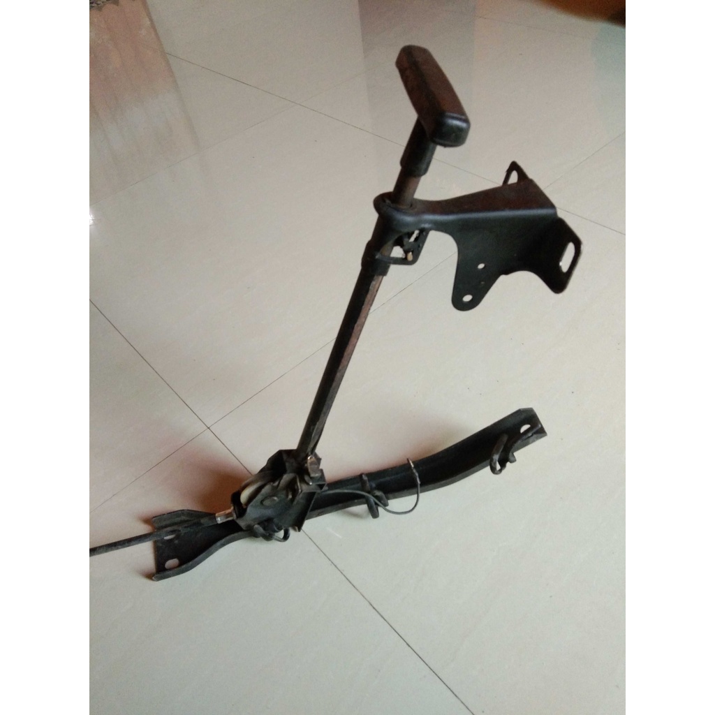 Rem tangan mobil L300 bekas