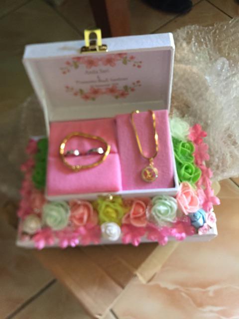 Kotak Perhiasan/box Hantaran