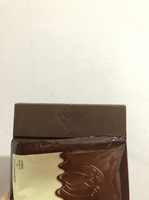 

ADY78 MILK Compound Tulip 200 gram / Coklat Milk 200 GR