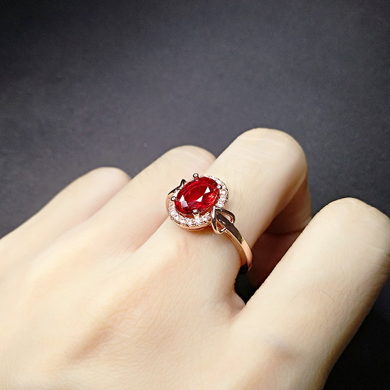 Cincin Rose Gold 18k Dengan Ruby Untuk Wanita