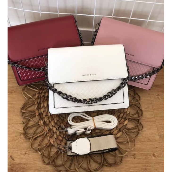 TAS WANITA IMPORT - CHARLES & KEITH RANTAI