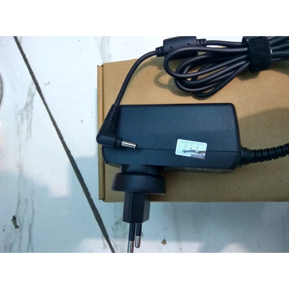 Original Adaptor Charger Acer 12v 2a for Acer One 14 L1410 jec besar