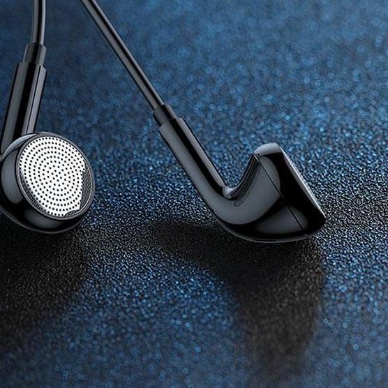 ★ Headset Wired Earphone ROBOT RE601 handsfree Light weight Design ◄