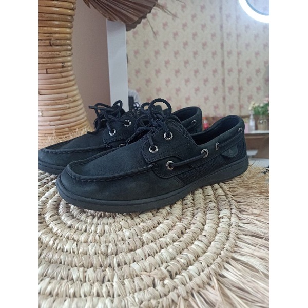 sepatu second casual sperry