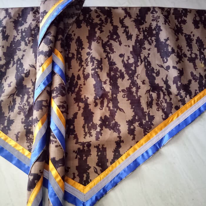 scarf loreng pramuka bercahaya b