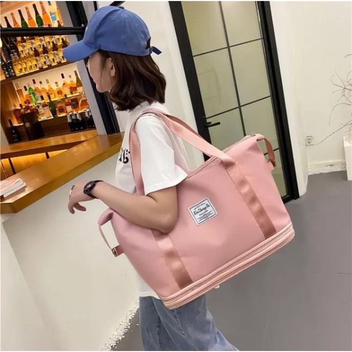 Tas Travel Bag Wanita Untuk Baju / Tas Traveling Bag Pakaian/ Trevel Multifungsi / Tas Fitness Cewek / Tas Gym Wanita / Tas Renang Anti Air Waterproof Import / Bisa COD