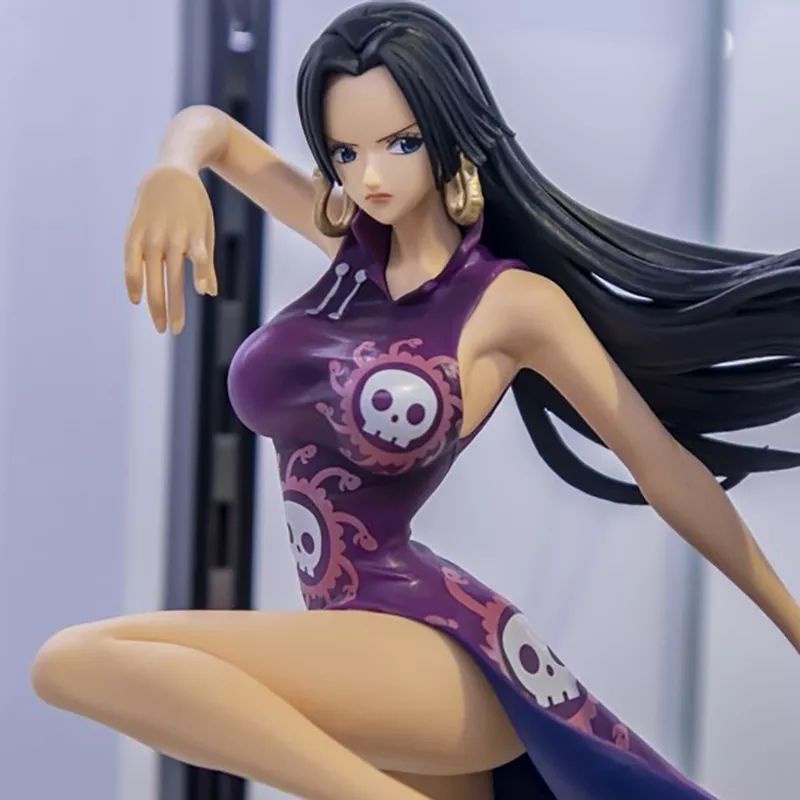 Lady Fight Style One Piece Pirates Boa Hancock  Figure