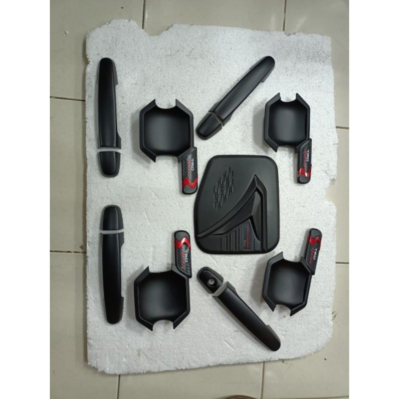 paket outer handle dan tank cover Fortuner hitam