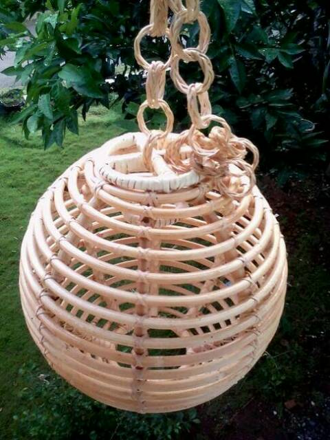 Lampion Rotan Jari-Jari/Lampion