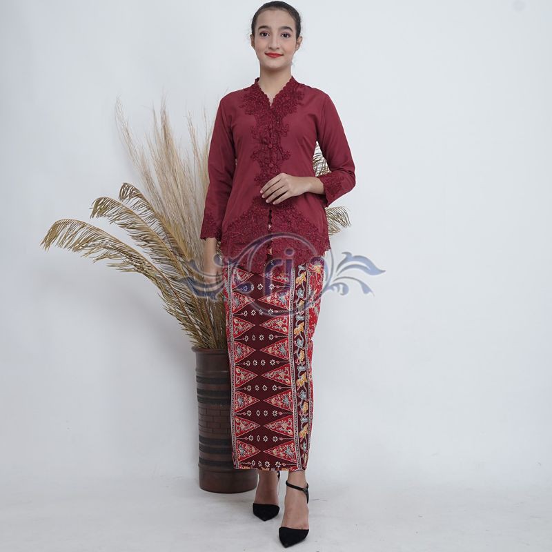 Atasan Kebaya Encim Bordir Senada