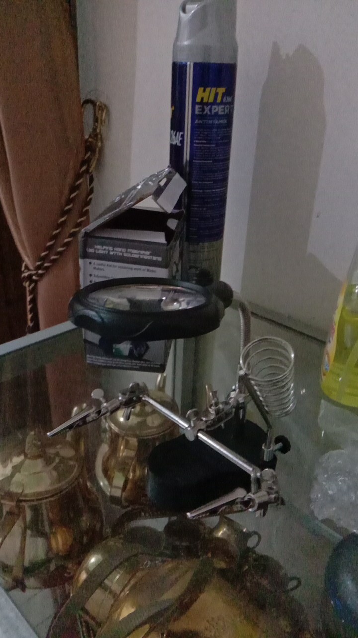 Telijia Te-801 Jepitan Pcb - Kaca Pembesar - Lampu - Dudukan Solder