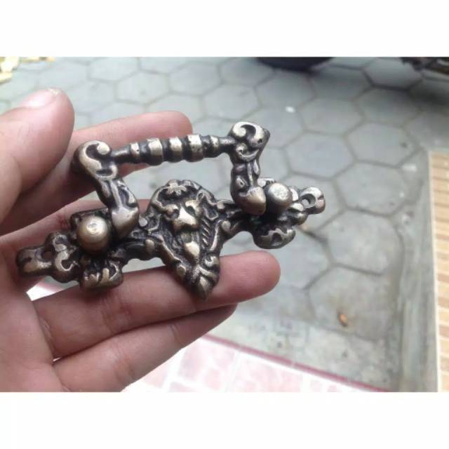 Handle / Tarikan Laci Lemari Jendela Pintu Rumah Kuningan Kitchen Set 9.5m