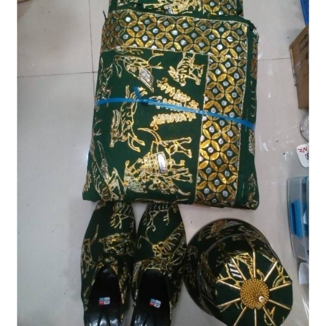 Dodot manten hijau alas alasan