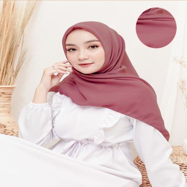 Hijab Segiempat Polycotton 115 x 115 Warna Part 1 Bella Square-PEACH TUA