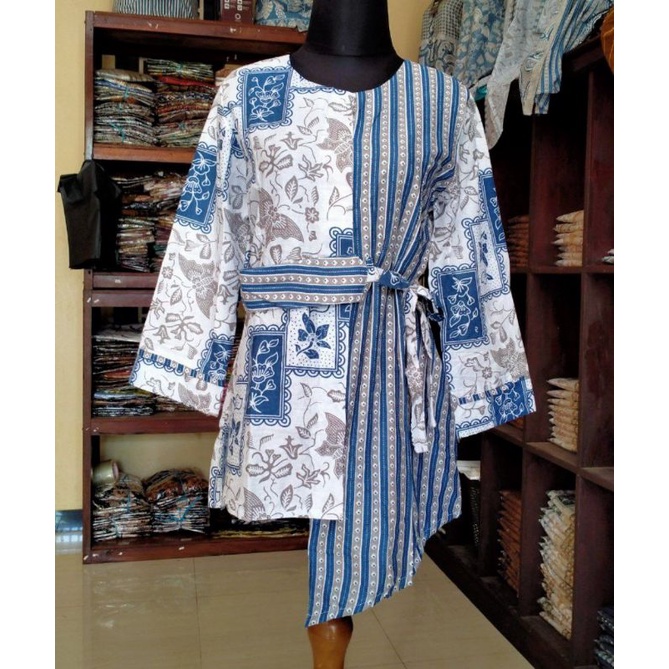 tey-17 Batik wanita ASJ SA HRB026 Kenongo Kemeja Tosca Pendek-Kupu biru