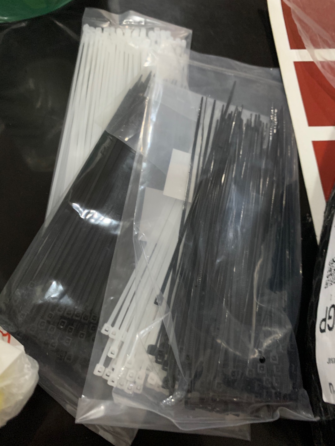 Kabel Ties / Kabel Tish 2.5x150 Mm 15cm Hitam Putih 100 Pc Isi 100pcs