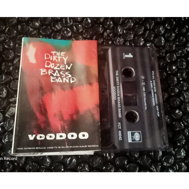 Kaset Pita The Dirty Dozen Brass Band - voodoo - Jazz
